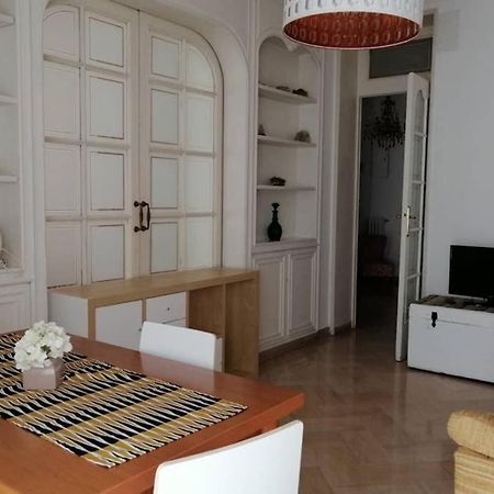 Casa Valerio Apartment Bari Bagian luar foto